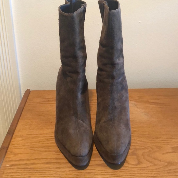 Brown Suede platform boots - Picture 3 of 4